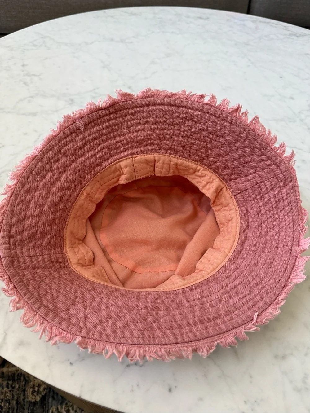 Sonoma Girls Pink Cotton Frayed Bucket Hat OSs.